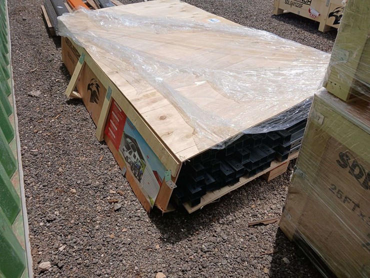 20×30-fully-enclosed-sidewalls-image-4