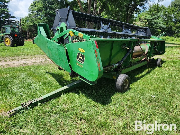 1988-john-deere-920-image-1