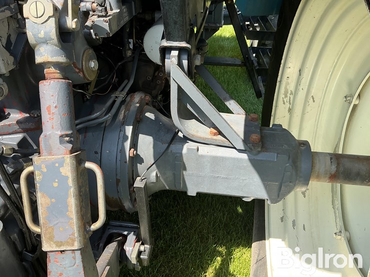 1998-new-holland-8360-image-15