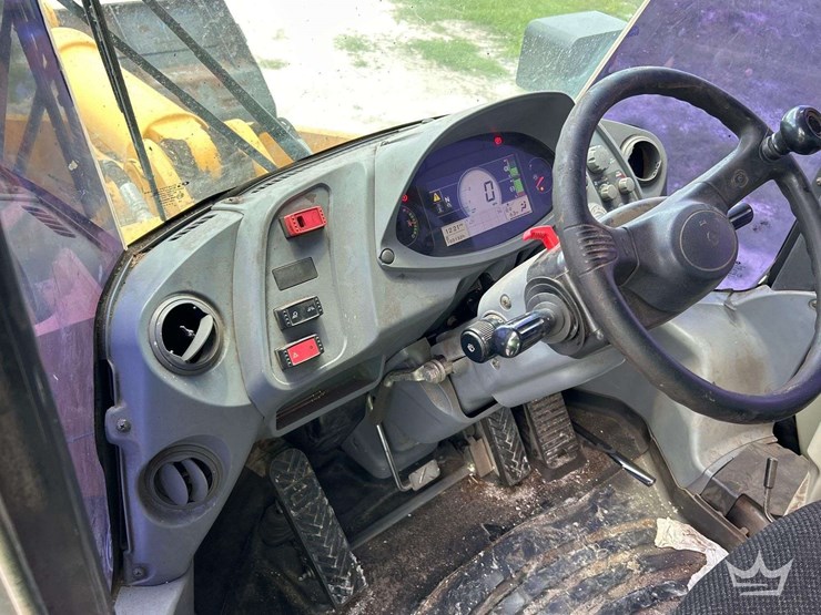 2016-kawasaki-80z7-articulated-wheel-loader-image-31