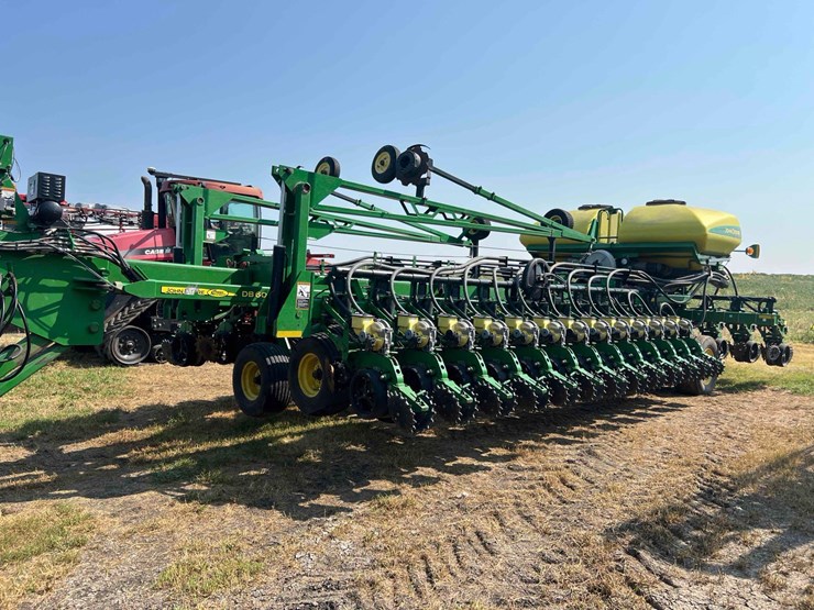 john-deere-db60-image-1