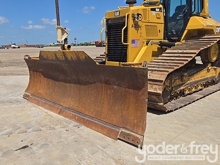 2018-caterpillar-d6n-lgp-image-21
