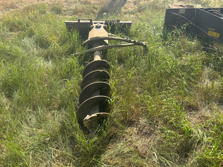 2012-bobcat-15c-post-hole-digger-image-3