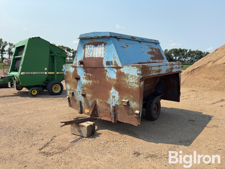 steel-portable-creep-feeder-image-1