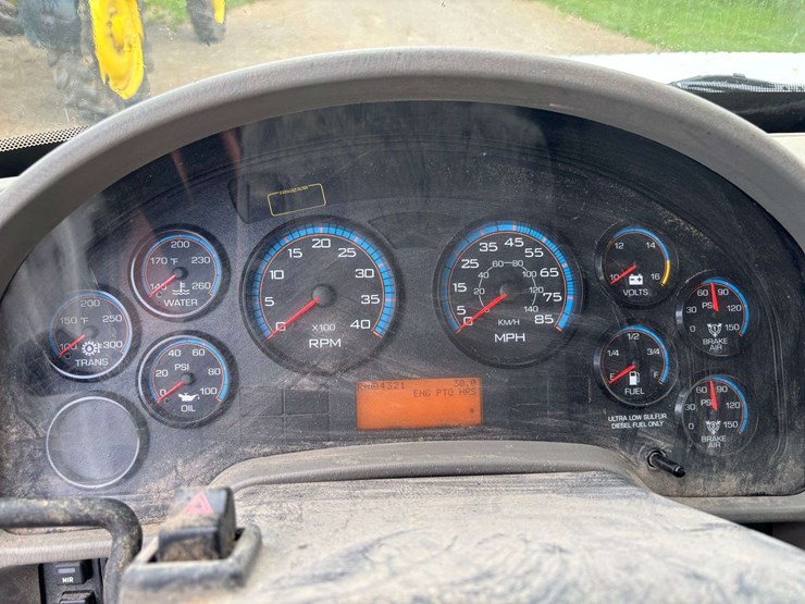 2011-international-durastar-4400-image-28