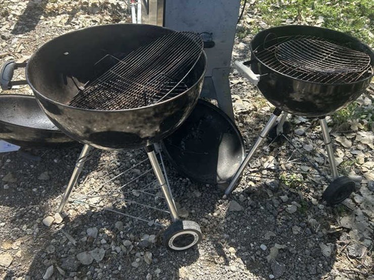 #79-•-(2)-weber-charcoal-grill-&-(1)-master-built-smoker-image-6