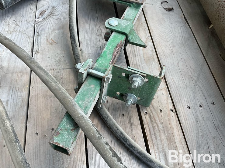 john-deere-608-image-10