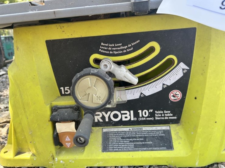#90-•-ryobi-10"-table-saw-image-3