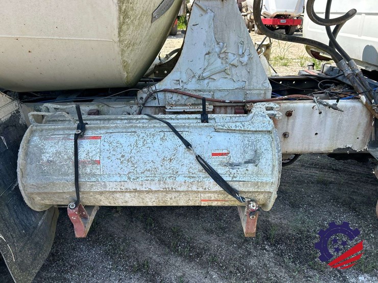 1995-mack-dm690s-image-50