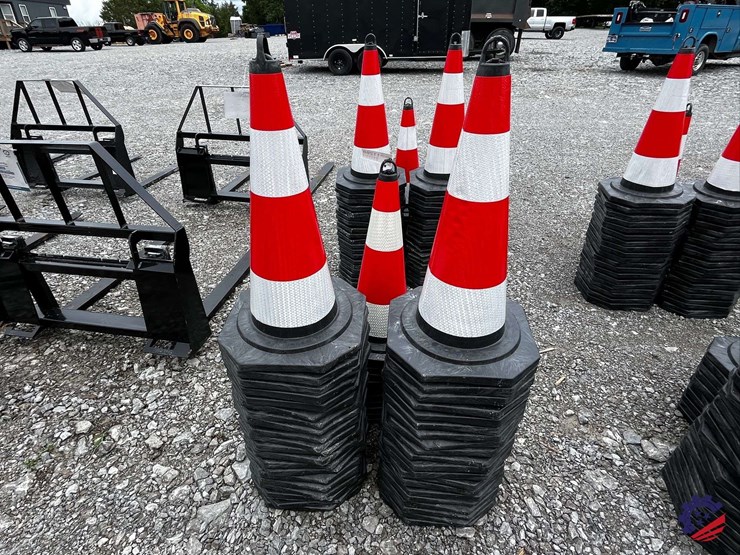 (50)-unused-2026-ce-irstc-safety-traffic-cones-image-5