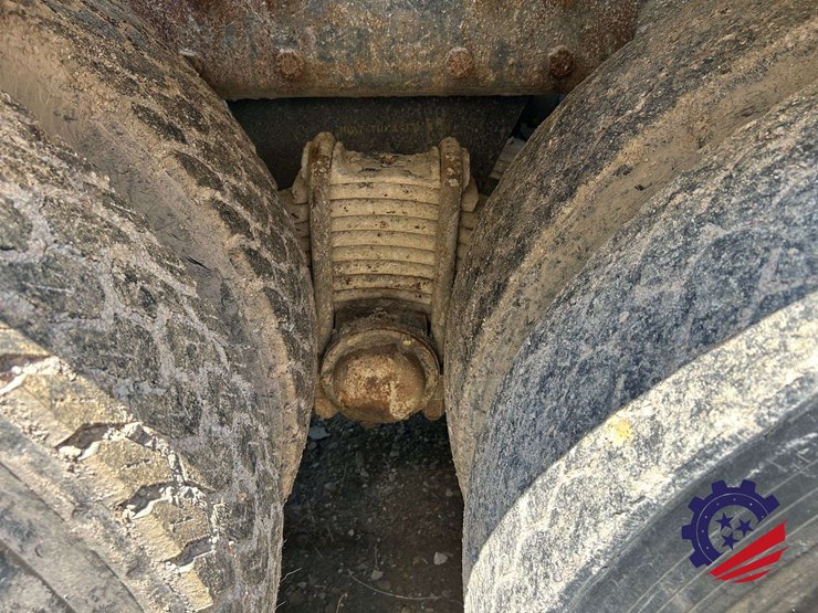 1997-mack-dm690s-image-12