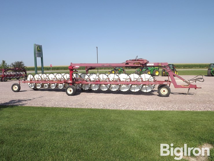 2008-rowse-u27-27-wheel-hay-rake-image-4