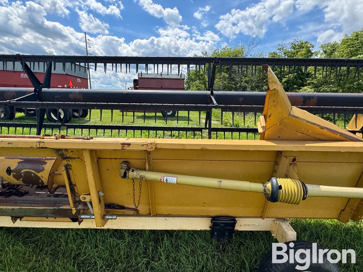 caterpillar-f30-image-19