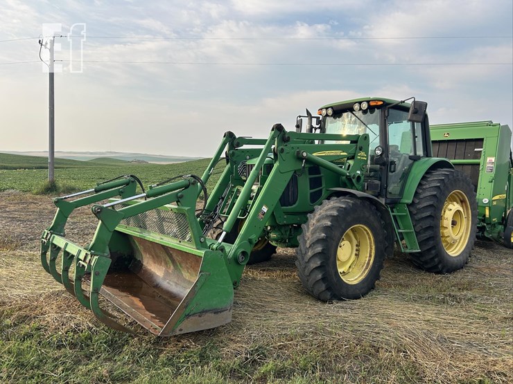 2008-john-deere-7230-premium-image-1