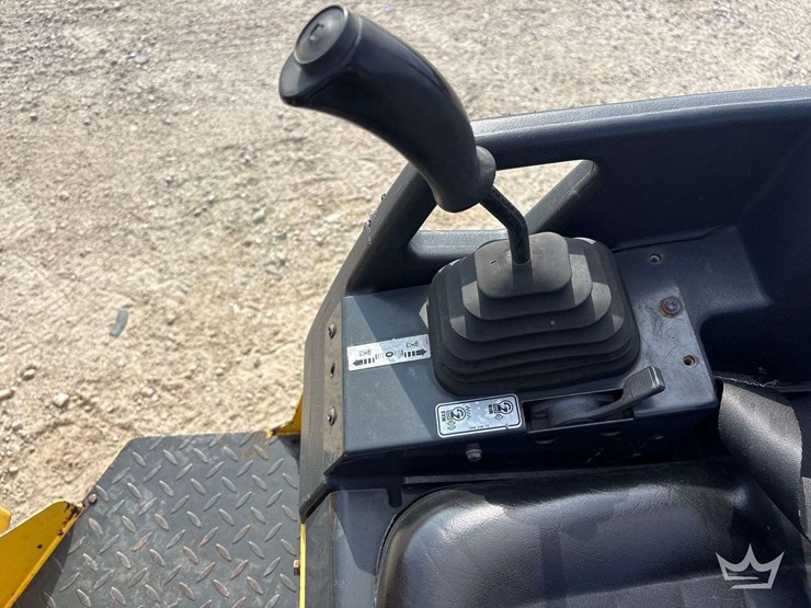 2019-bomag-bw900-50-vibratory-tandem-smooth-drum-roller-image-15