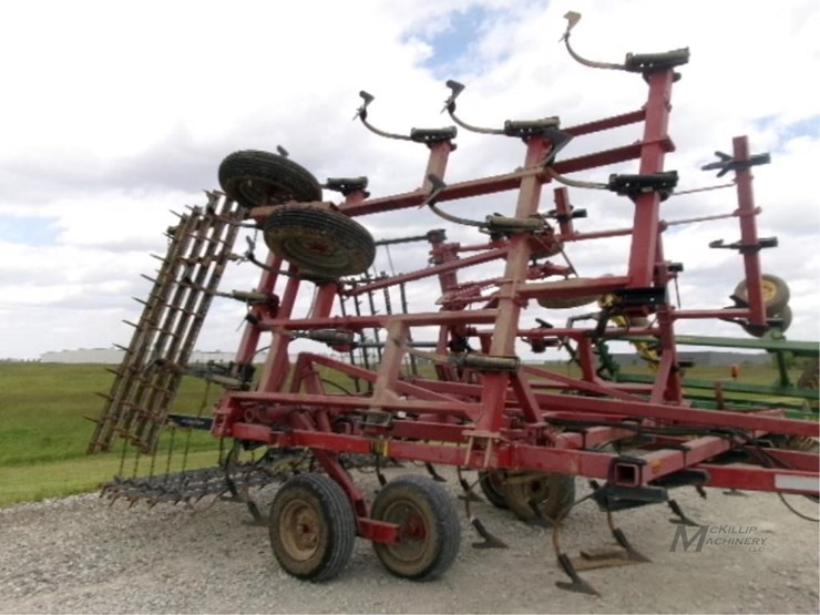 case-ih-4300-image-15