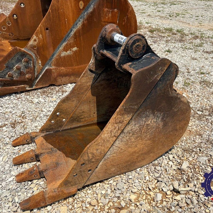 CATERPILLAR 24