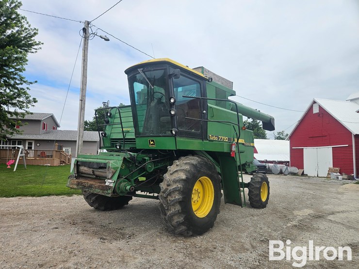 1983-john-deere-7720-image-1