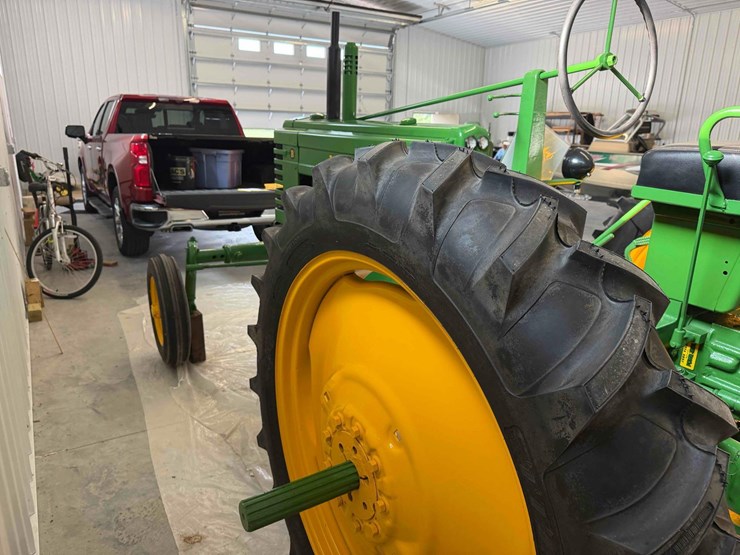 1948-john-deere-bw-image-5
