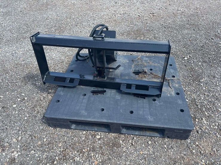 future-post-hole-digger-for-skid-steer-w/-augers-image-6