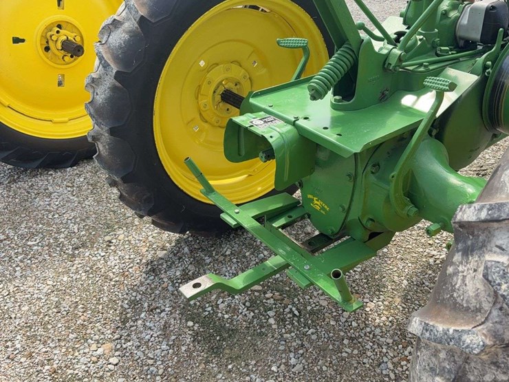 john-deere-h-image-12