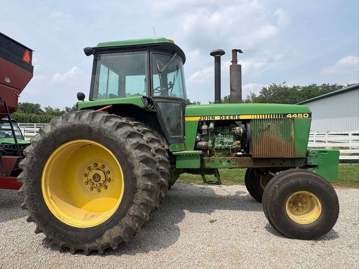 john-deere-4450-image-1