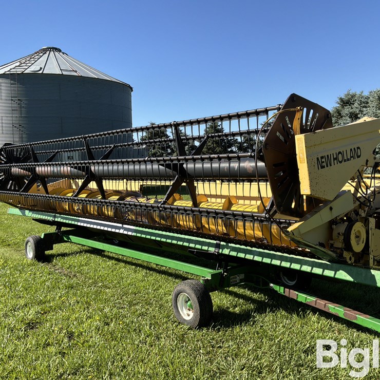 2000 NEW HOLLAND 973