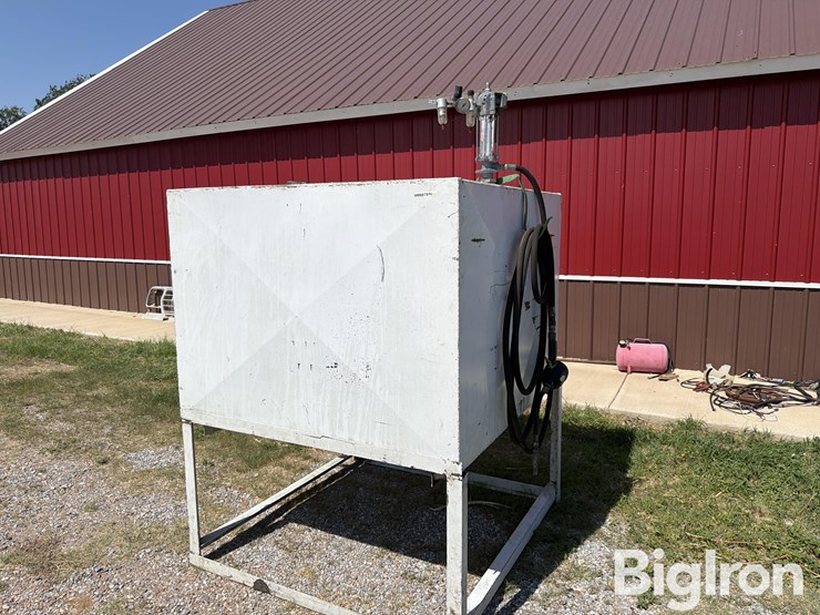350-gal-fuel-tank-image-1