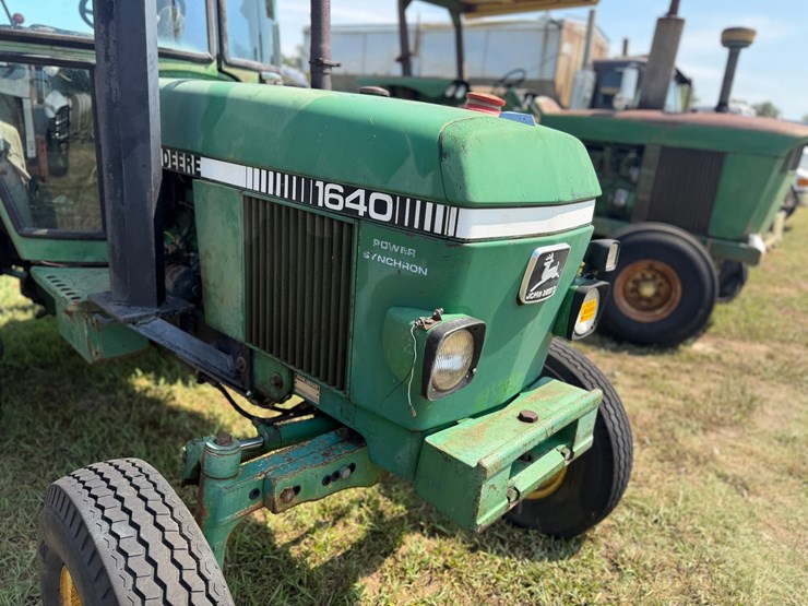 1981-john-deere-1640-image-28