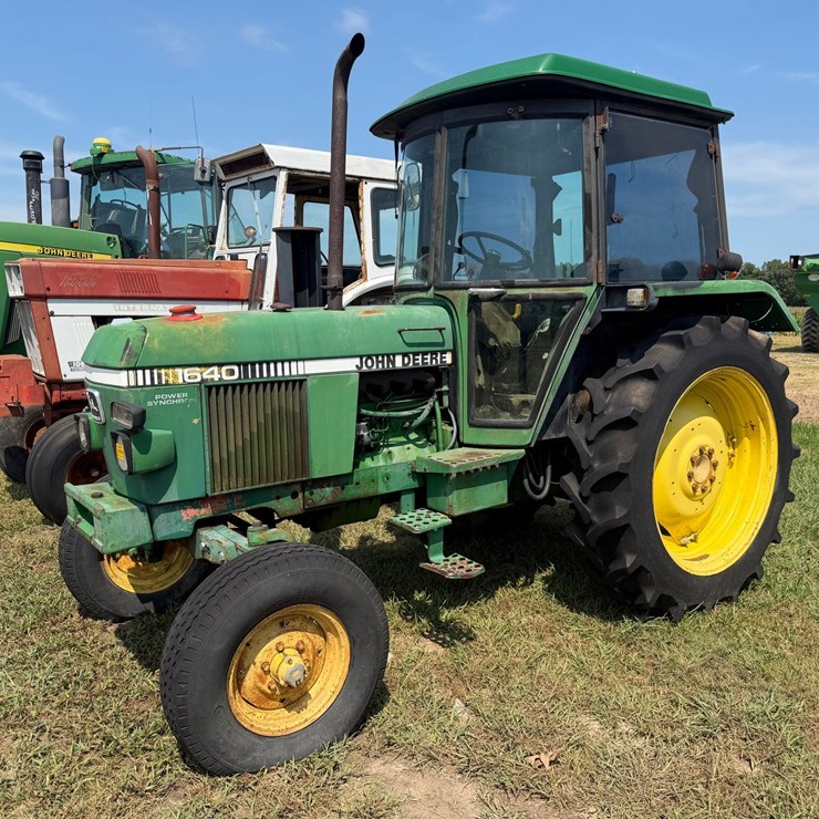 1981 JOHN DEERE 1640
