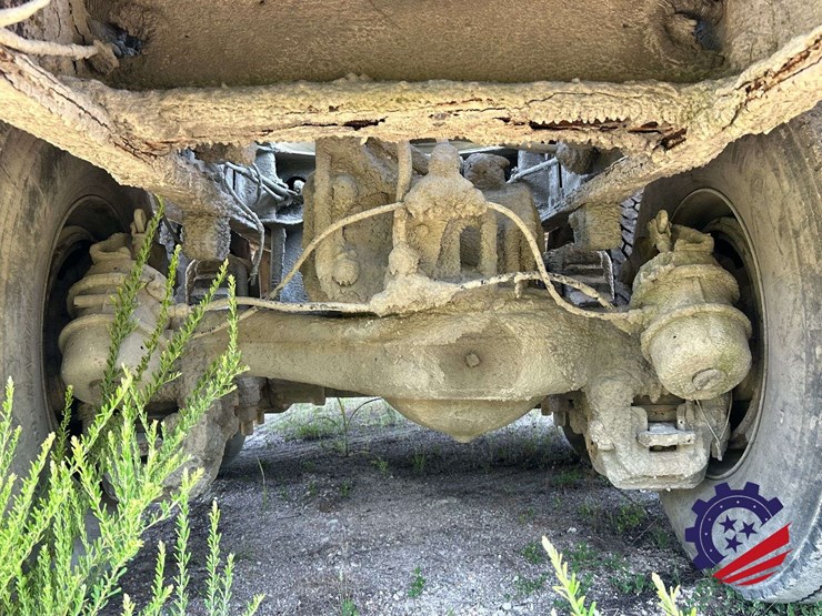1995-mack-dm690s-image-73
