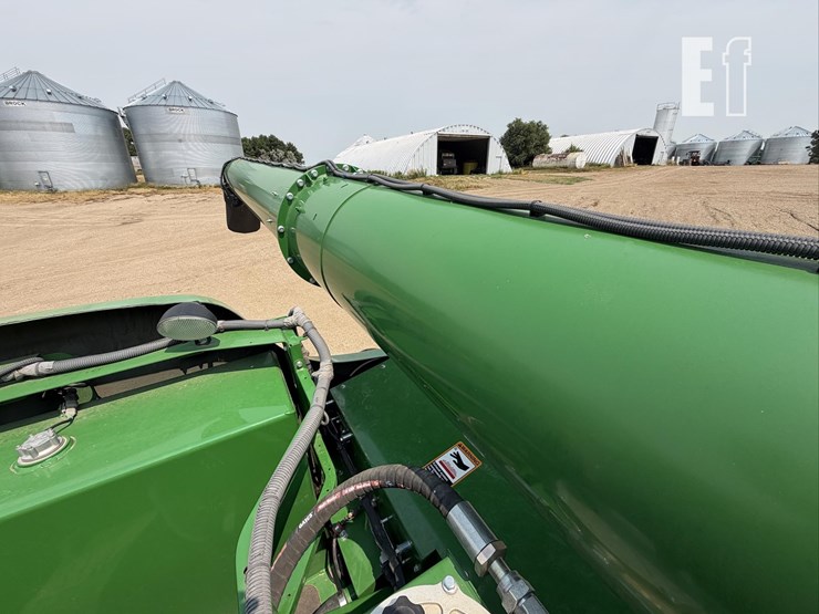 2020-john-deere-s780-image-36