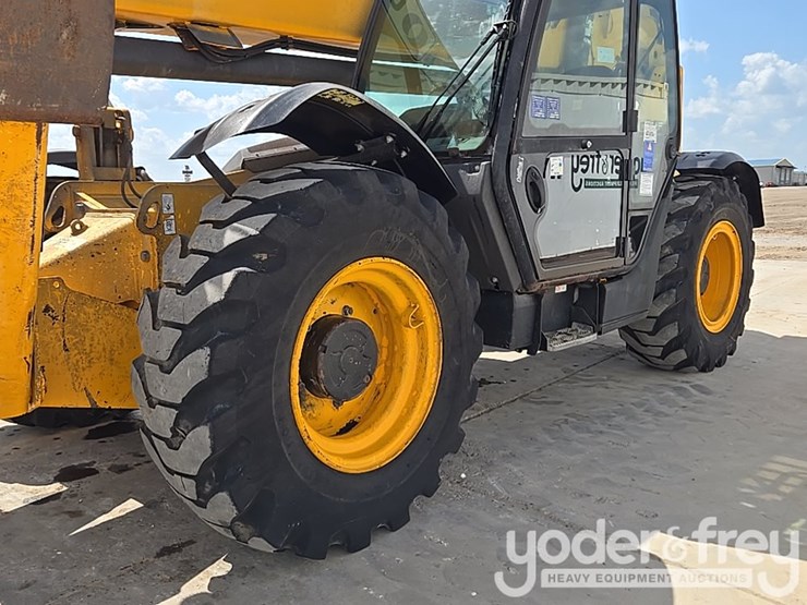 2017-jcb-510-56-image-9
