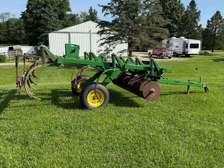 john-deere-710-image-8