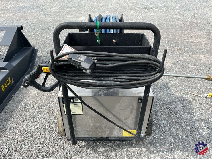 2007-hotsy-1710-pressure-washer-image-9