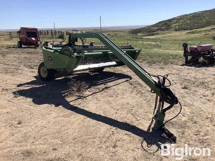 john-deere-240-image-3