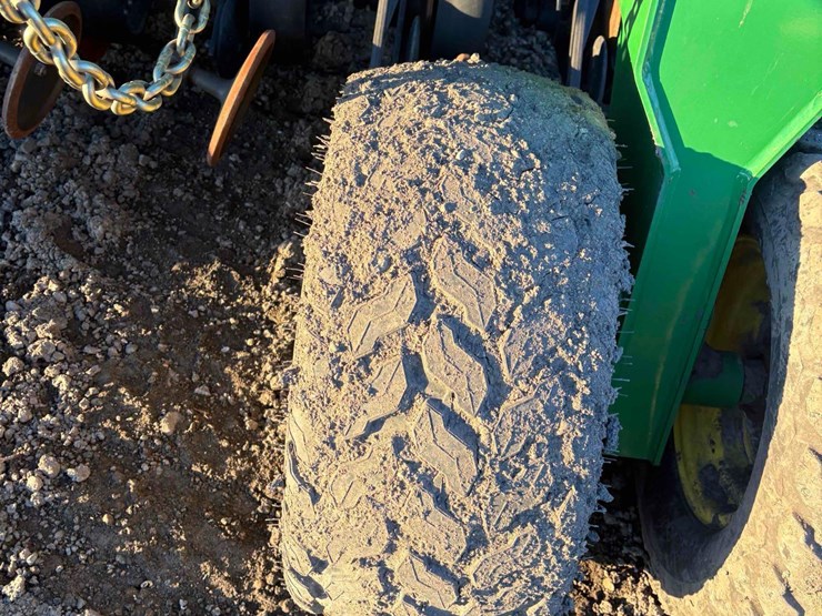 john-deere-1890-image-10