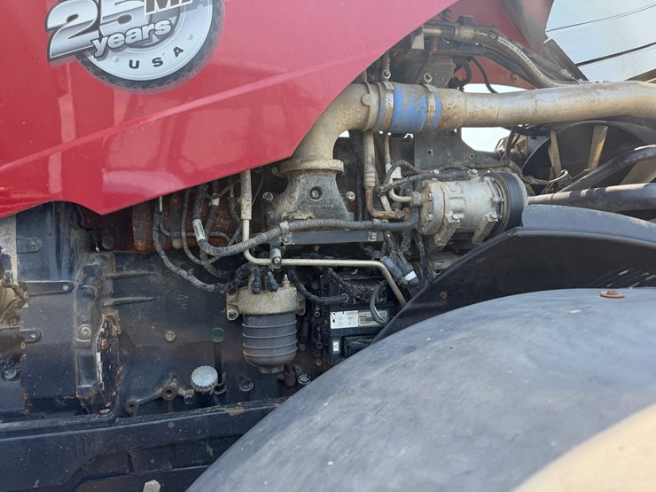 2014-case-ih-magnum-315-image-58