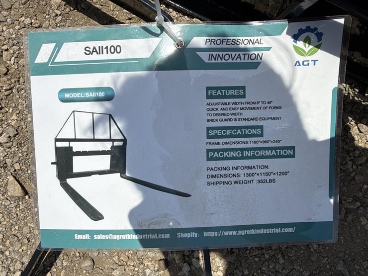 #57-•-skid-steer-48"-adjustable-forks-image-2