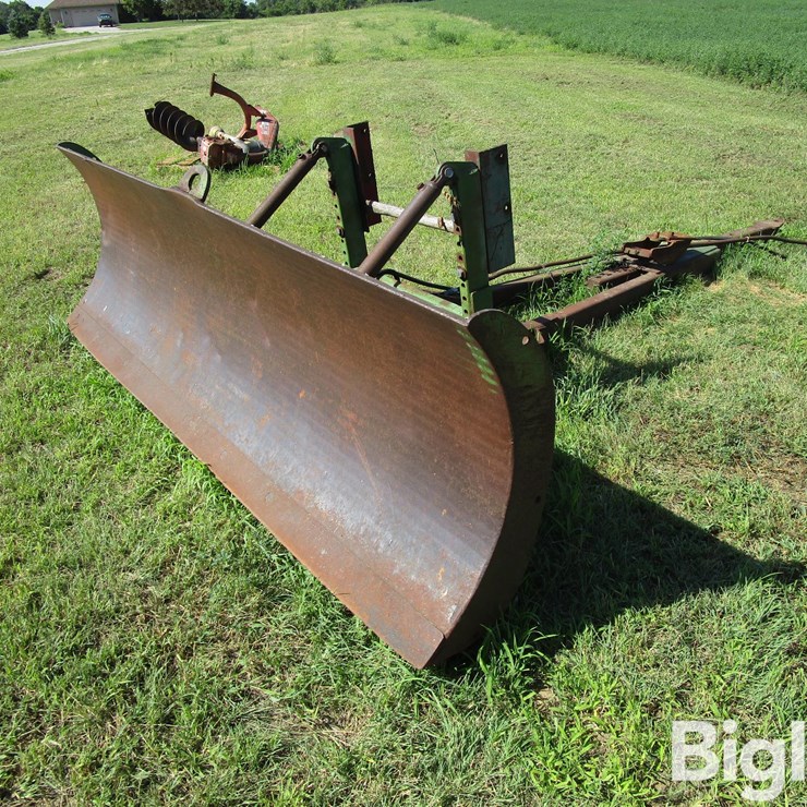 JOHN DEERE 534