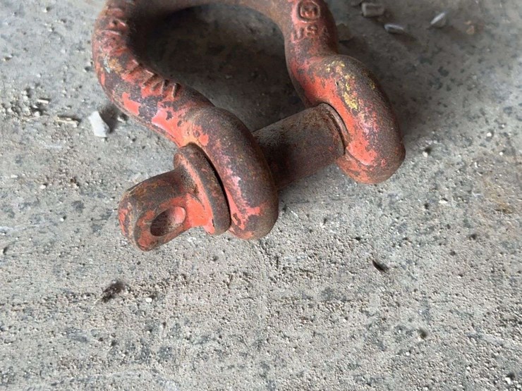 antique-cast-iron-farm-tractor-shackle-clevis-hardware-lot-image-11