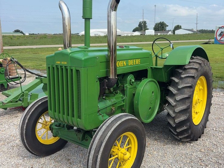john-deere-14-image-1