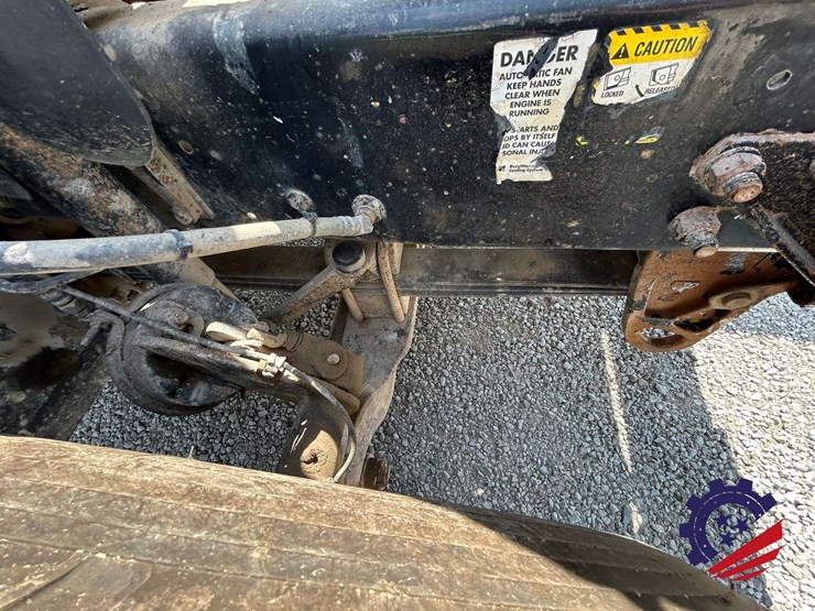 2007-mack-granite-cv713-image-103