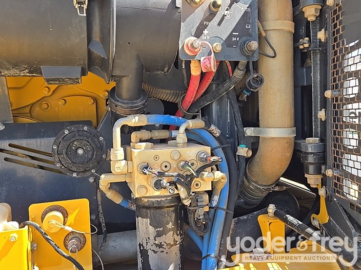2016-deere-410et-image-54