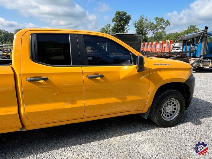 2021-chevrolet-silverado-1500-image-31