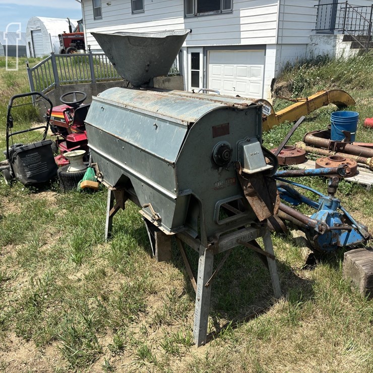 CATER DISC GRAIN CLEANER 6411