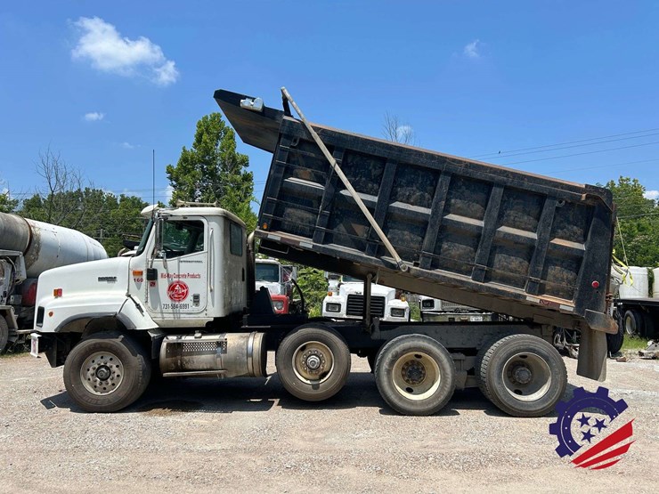 2008-international-5600-paystar-tri-axle-dump-truck-image-21