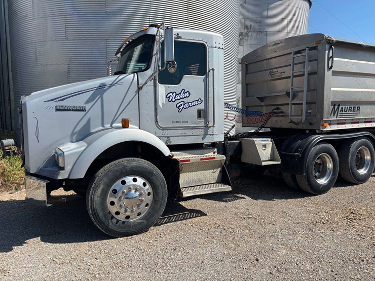 2000-kenworth-t800-image-1