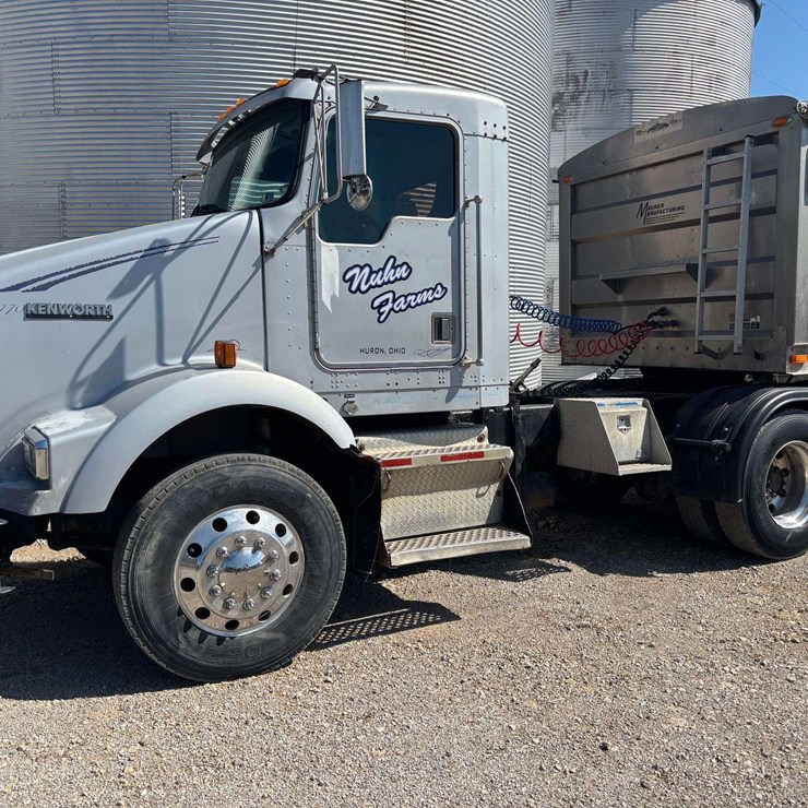 2000 KENWORTH T800