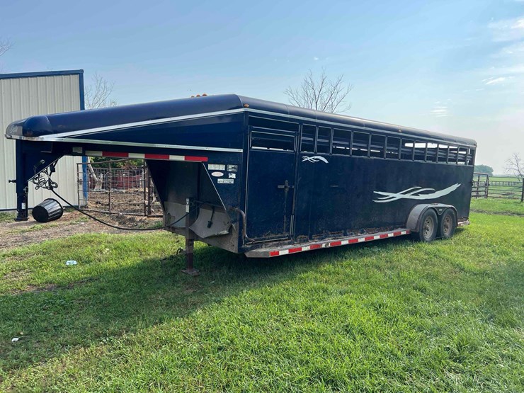 2010-delta-stock-trailer-image-8